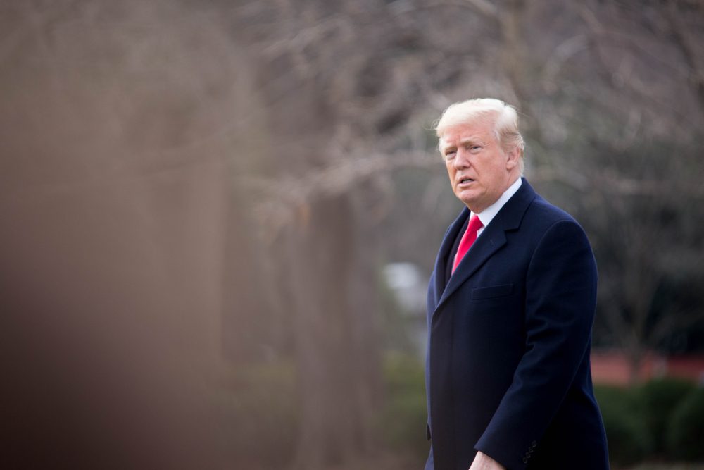 Trump and Deutsche Bank: A Complex Financial Affair 3 Trump and Deutsche Bank: A Complex Financial Affair 2