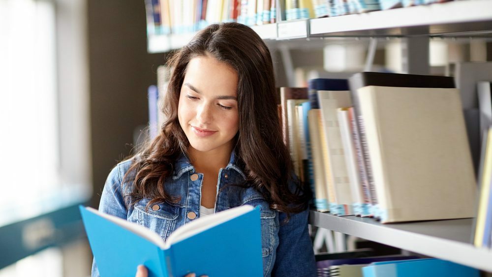 The Importance of Book Reviews in Promoting a Love of Reading among Students 3