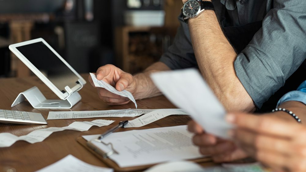 Advantages and Disadvantages of Establishing an LLC for Small Business Owners 2 Advantages and Disadvantages of Establishing an LLC for Small Business Owners 2
