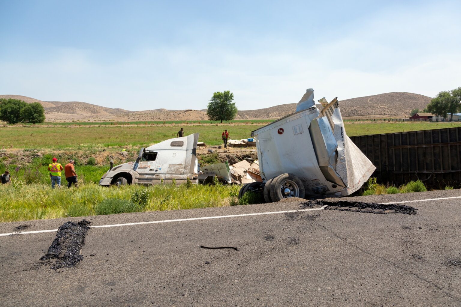 When Should You Get a Lawyer for a Truck Accident